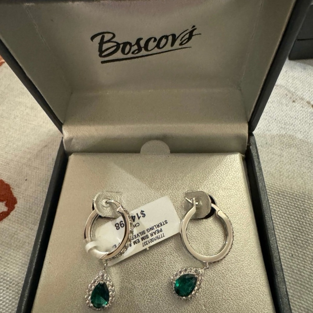 Emerald and white sapphire earrings